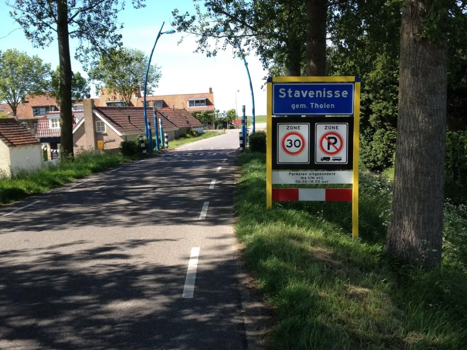 Gemütliche Hütte-Outside