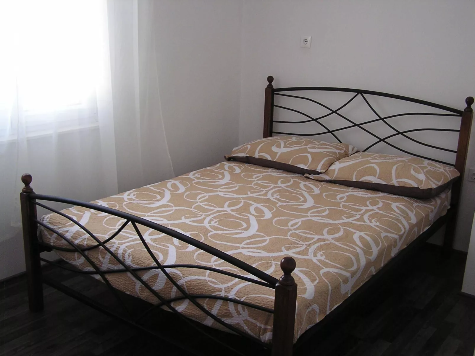 Zwei-Zimmer-Wohnung Radosav-Image-tags.info