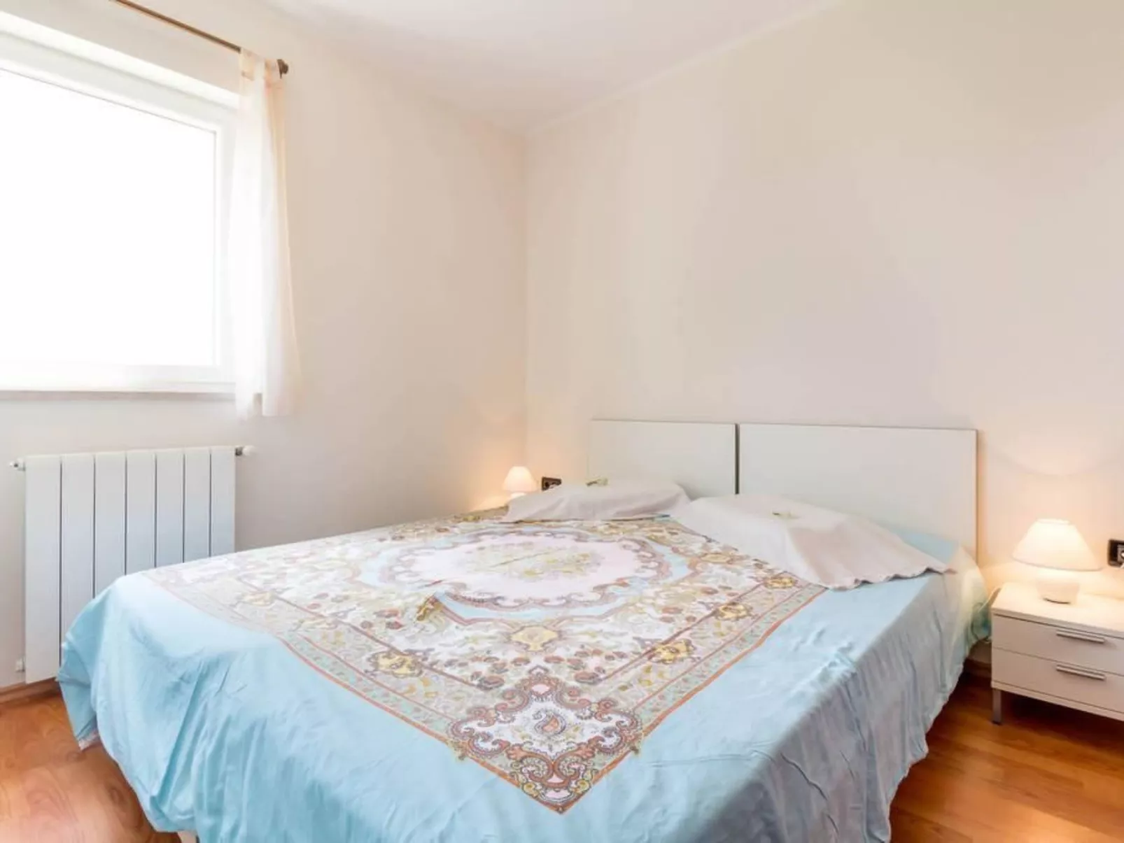 Modernes Appartement in Pula mit Grill und Garten-Dedans