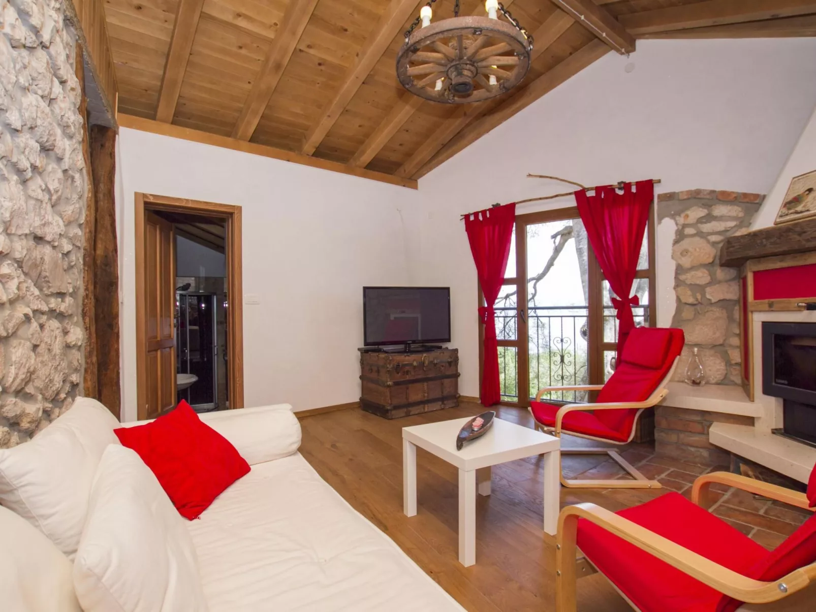 Geräumiges Ferienhaus in Brseč mit Privatem Pool-Image-tags.info