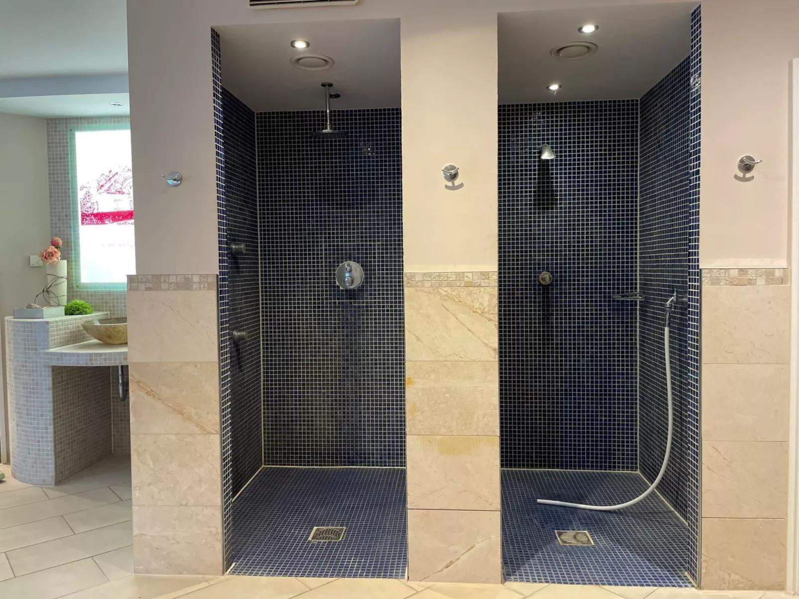 Helle Ferienwohnung mit Wellnesslandschaft-Image-tags.info