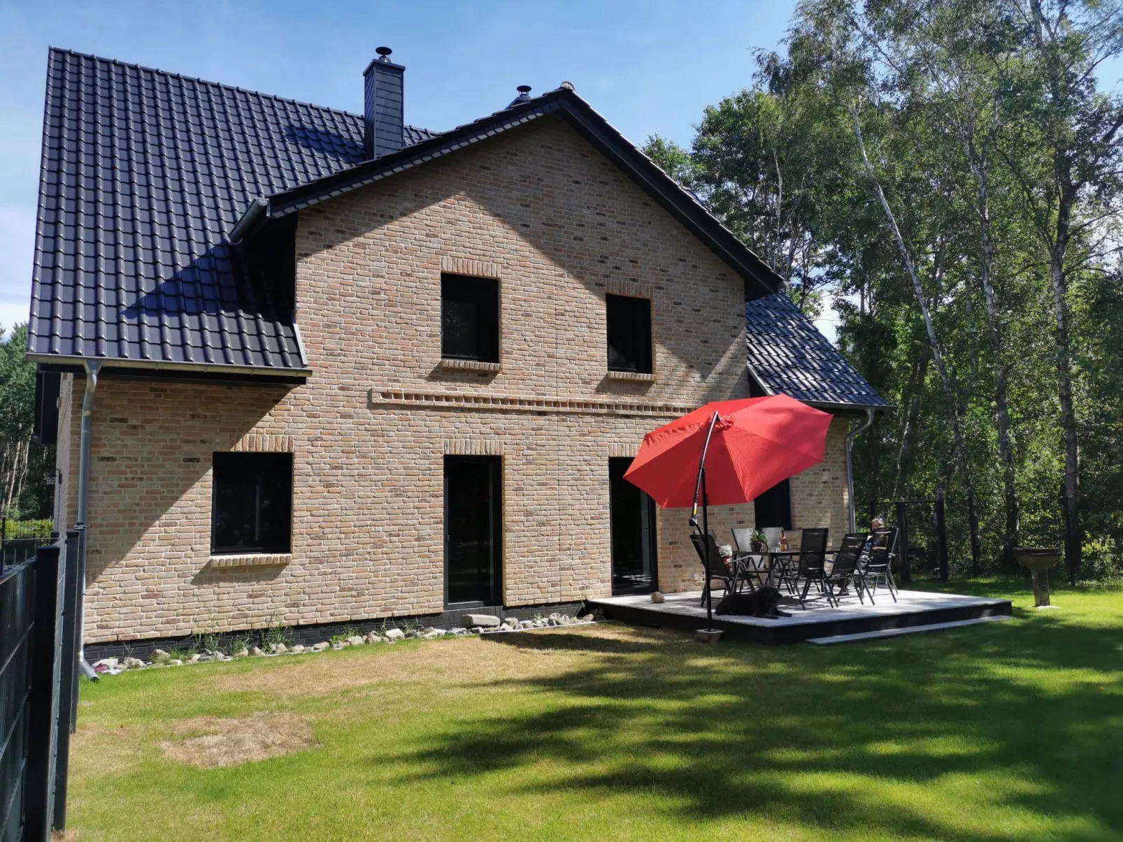 Hakuna Matata-Outside