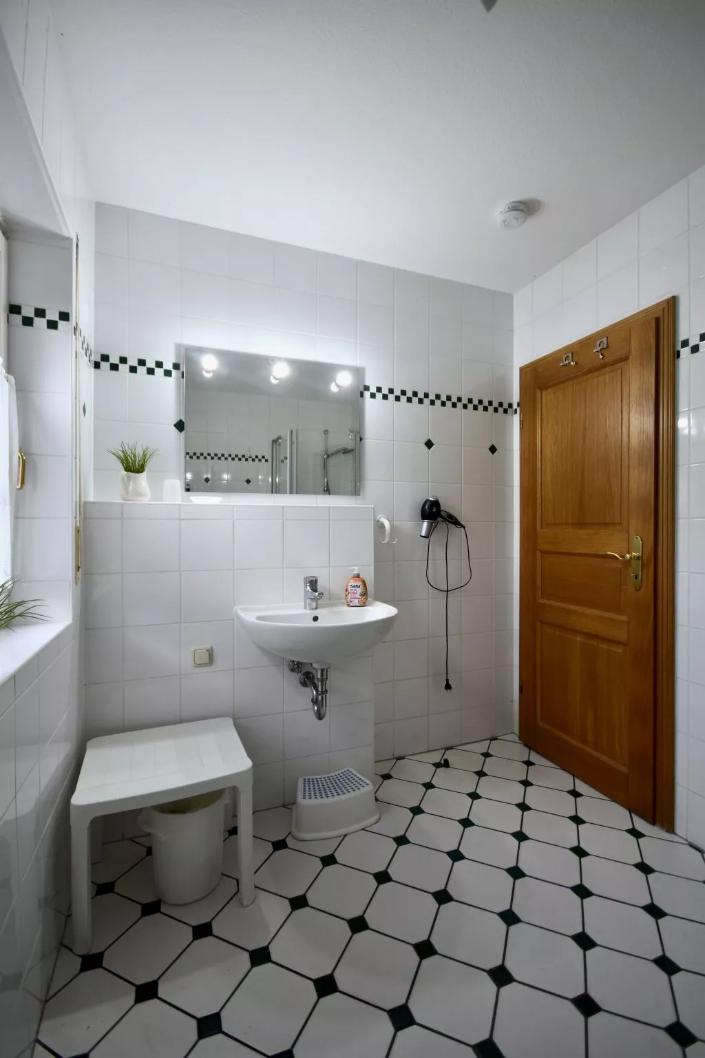 Familiäres, charmantes Appartement in Zingst-Inside