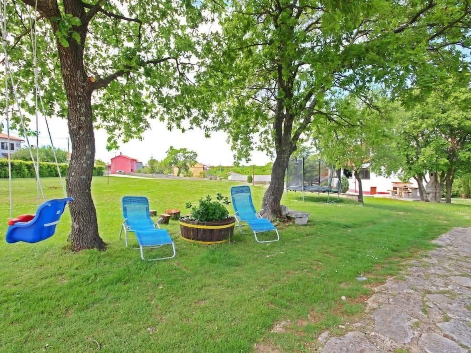 3-Schlafzimmer-Wohnung mit Gemeinschaftspool-Draußen