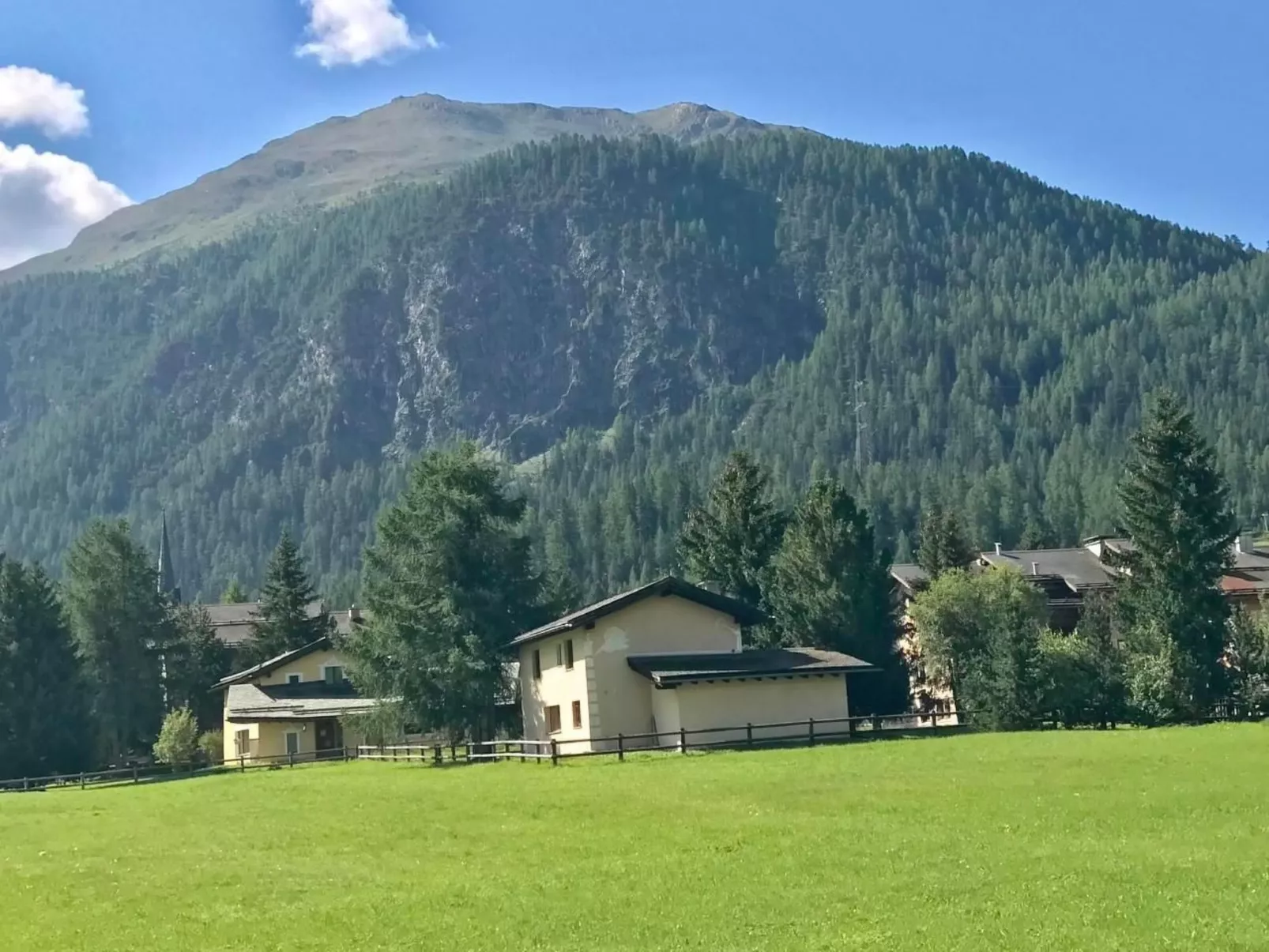 Chesa Ladina-Image-tags.info