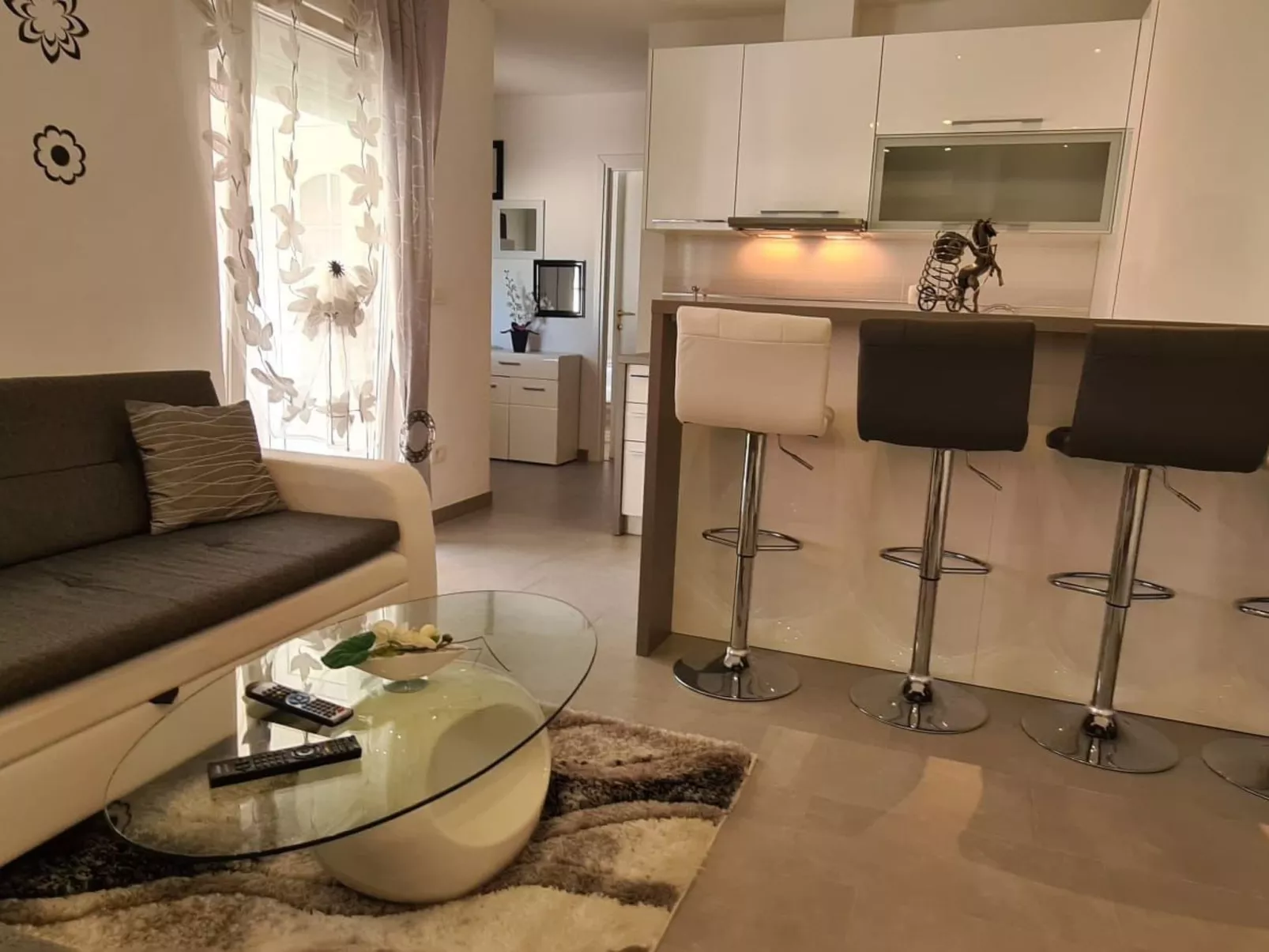 Villa Kasandra-Drinnen