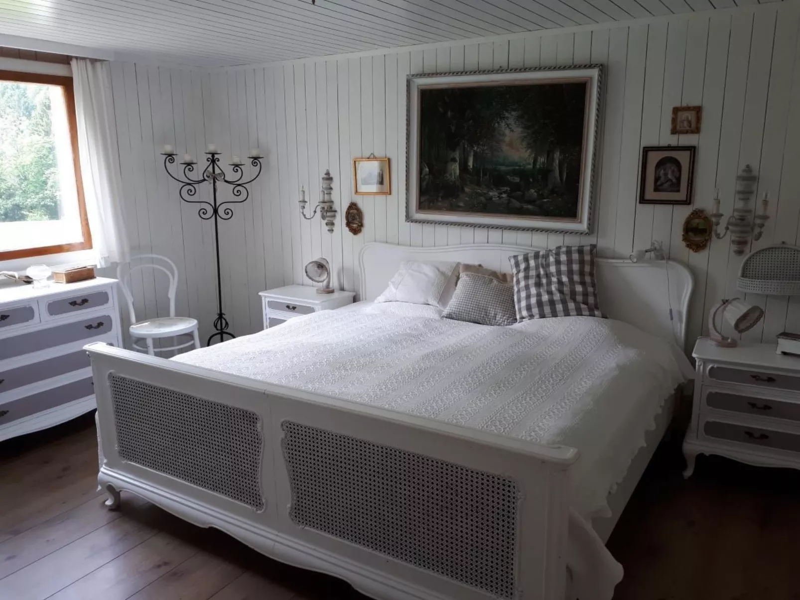 Chalet Chic+Hot Pot-Dedans