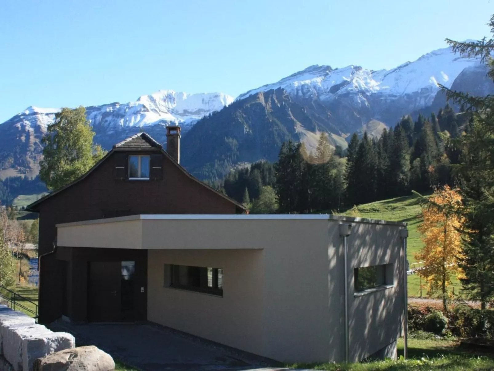 Luzerner Spycher-Draußen