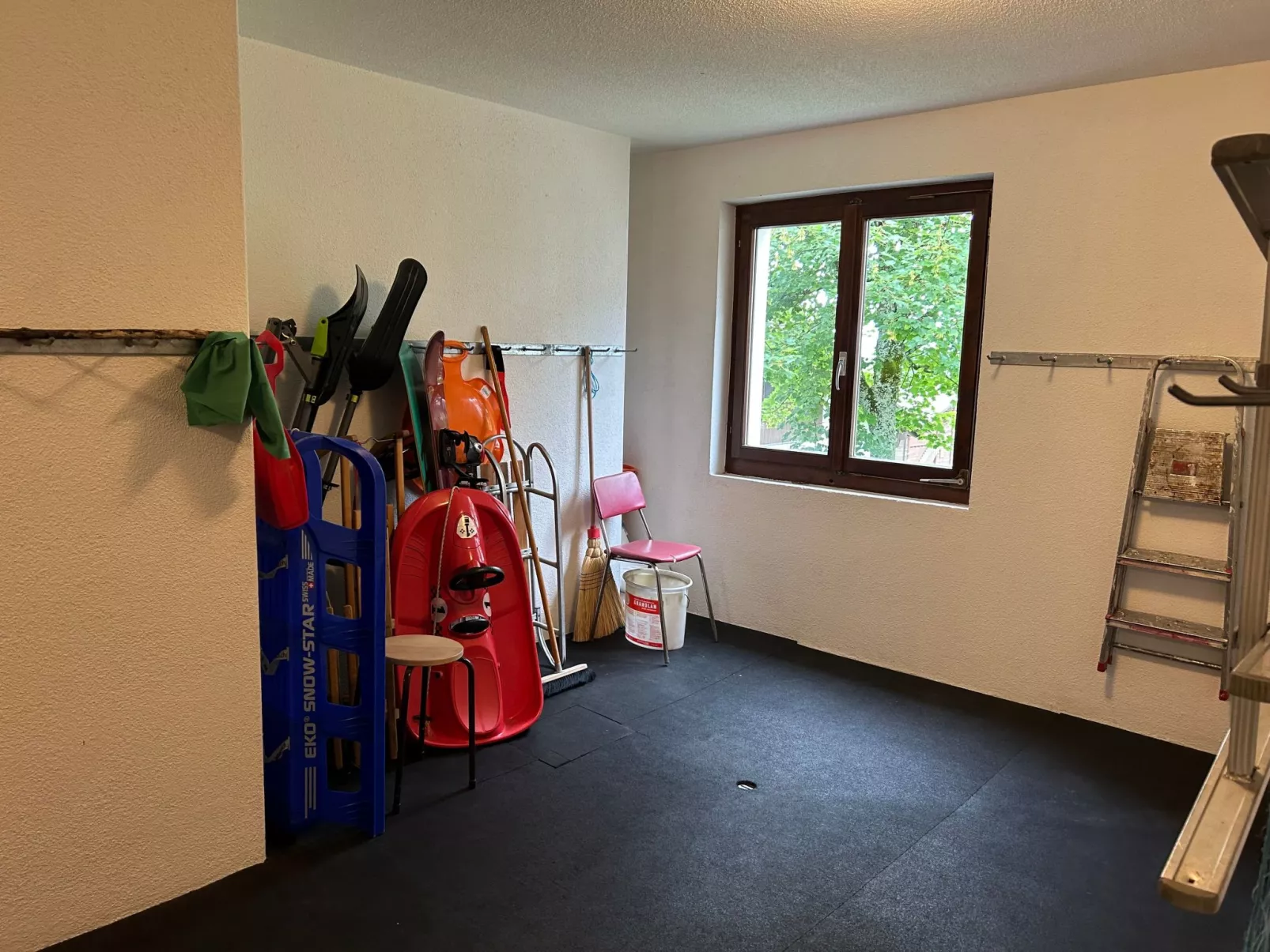 Rothornsicht-Drinnen