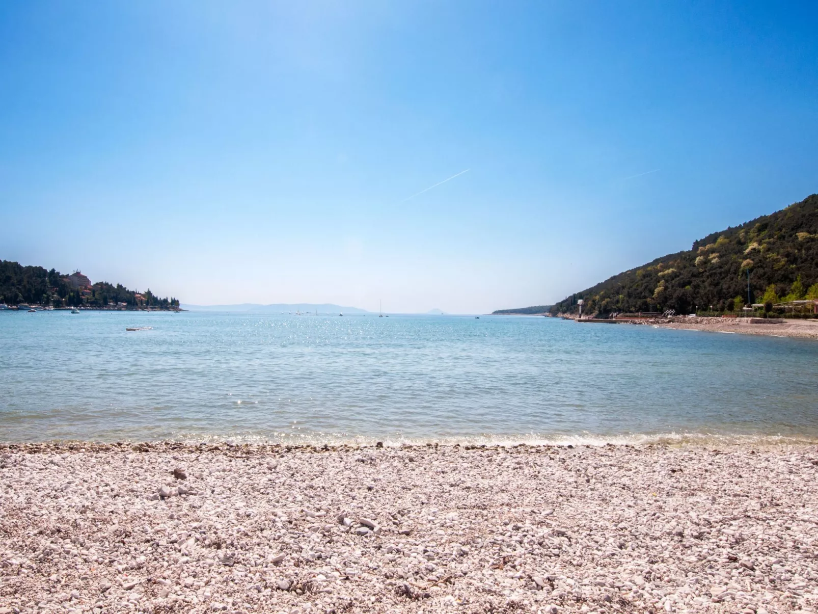 Drei-Zimmer-Wohnung in der Nähe des Meeres-Outside