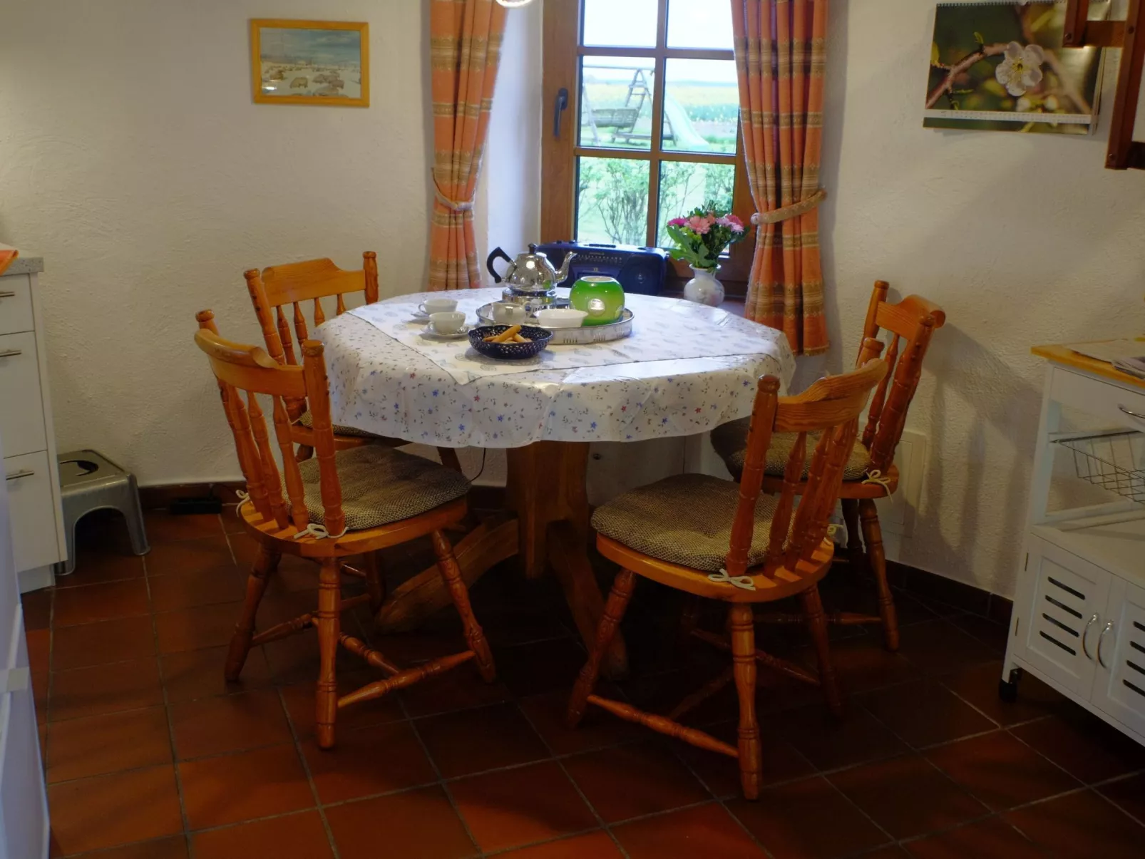 In Pilsum mit Großem Garten-Inside