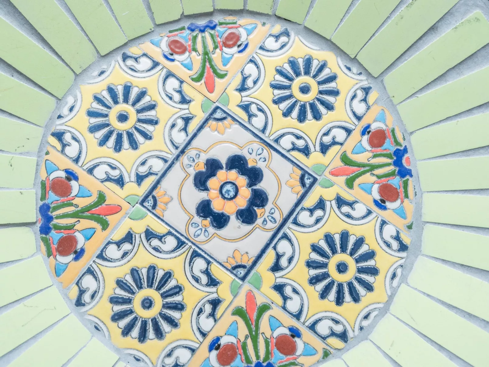 "Ena" mit Blick auf das Wasser-Draußen