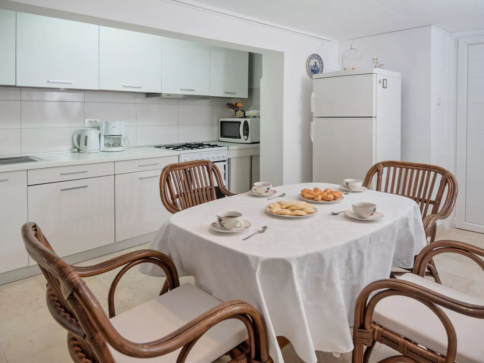 Finca mit Garten, Grill und Terrasse-Drinnen