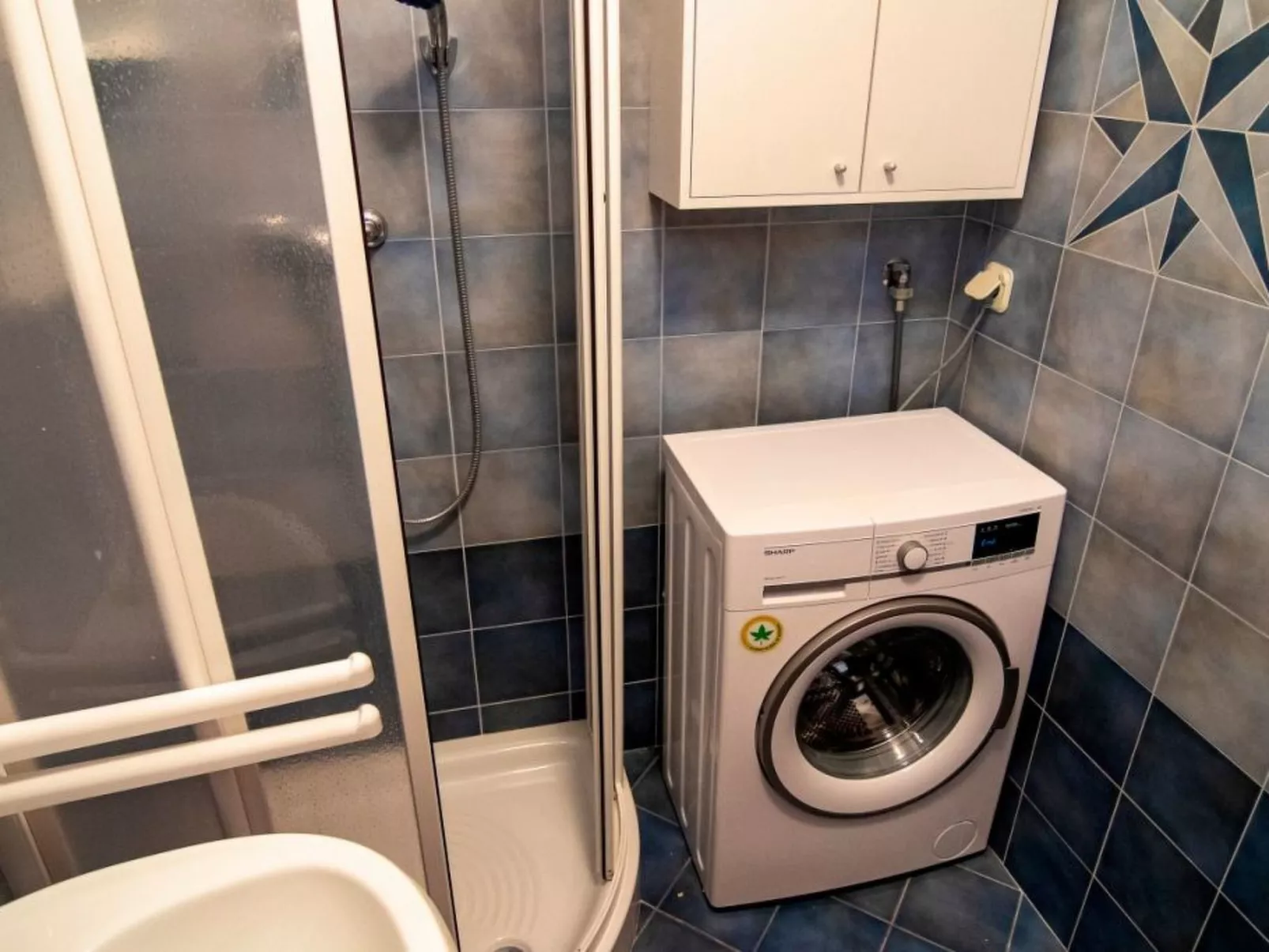 In Stinjan, 600m vom Strand entfernt-Drinnen