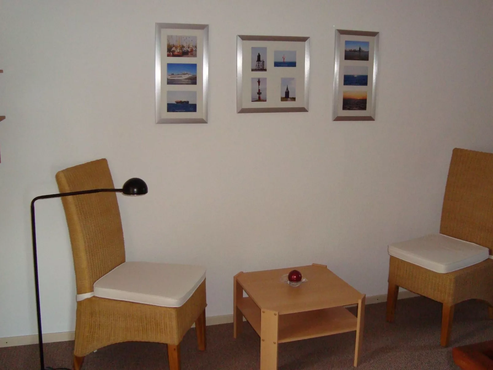 Komfortable Ferienwohnung mit großem Garten-Dedans