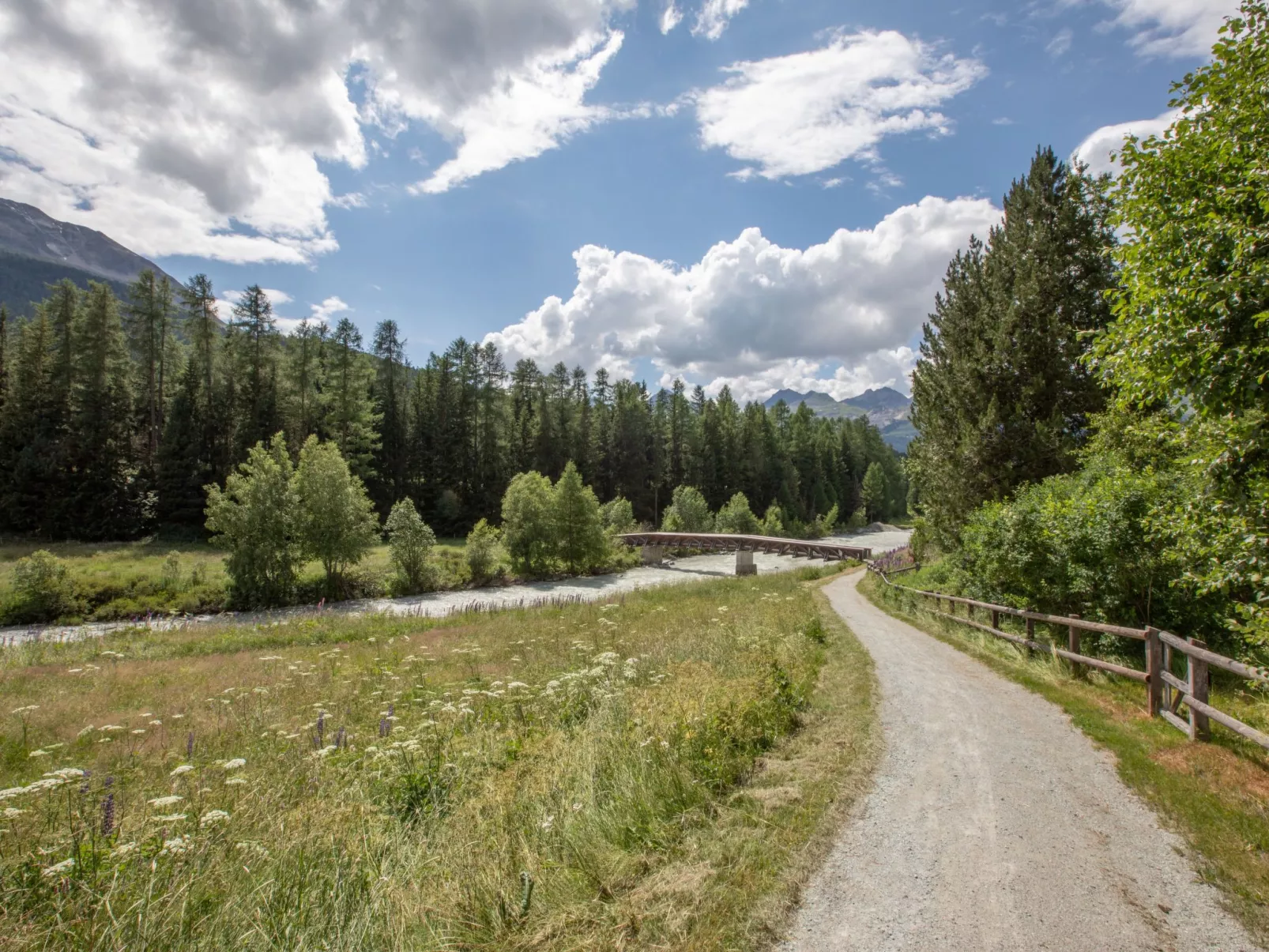 Studio Flüm-Outside