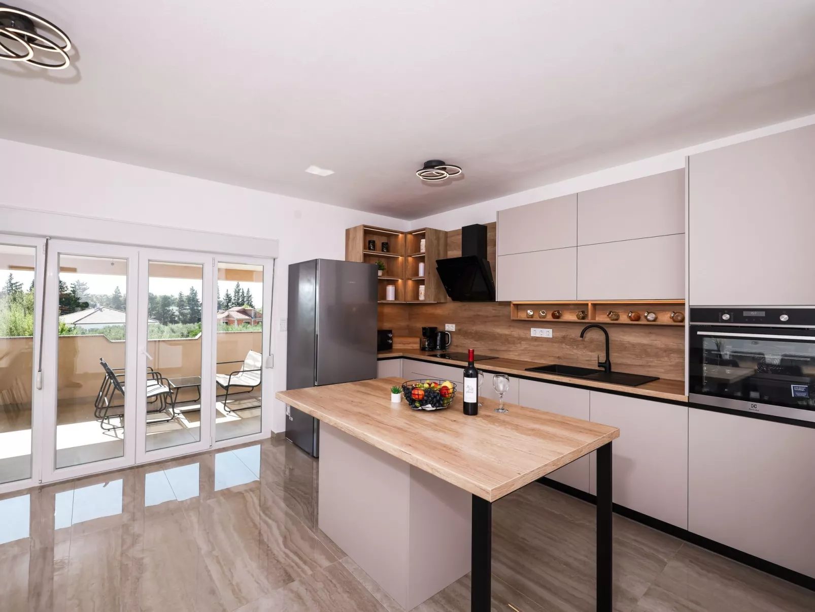 "Olea"-Image-tags.info