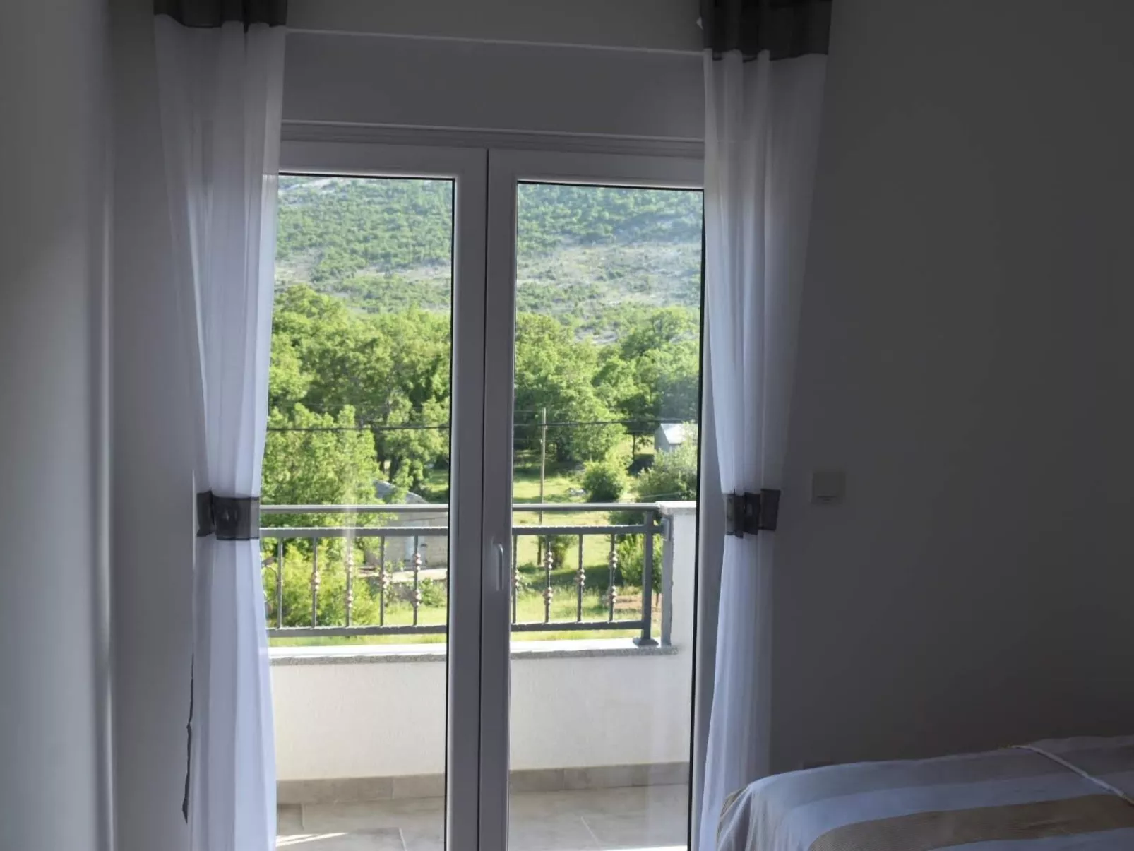 Für 8 Personen ca. 120 m&sup2; in Dubrava, Dalmatien (Gespanschaft Split-Dalmat-Inside