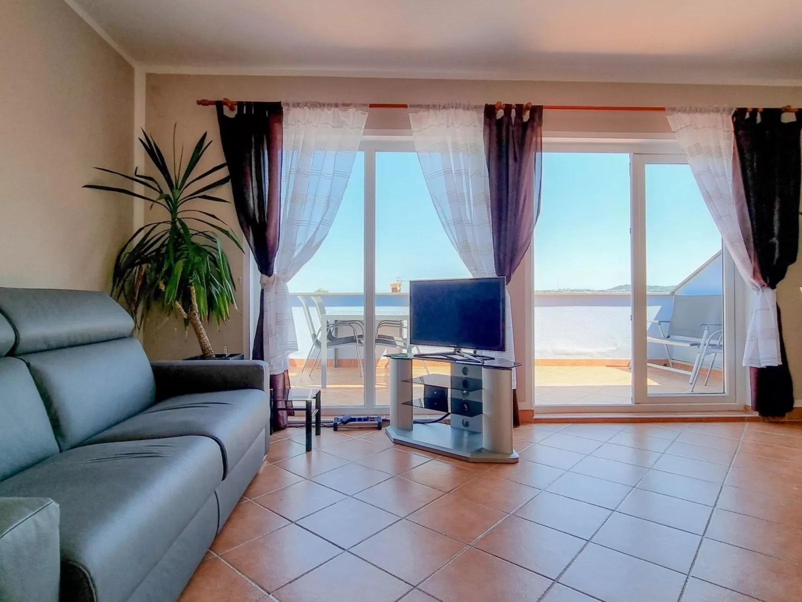 Apartment mit Meerblick für 4 Personen-Image-tags.info