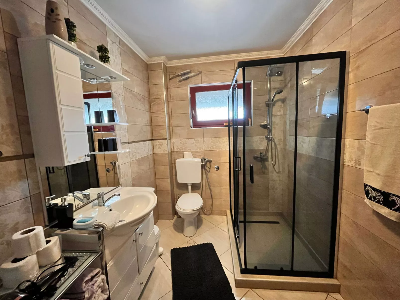 "Villa Diamond Hill"-Inside