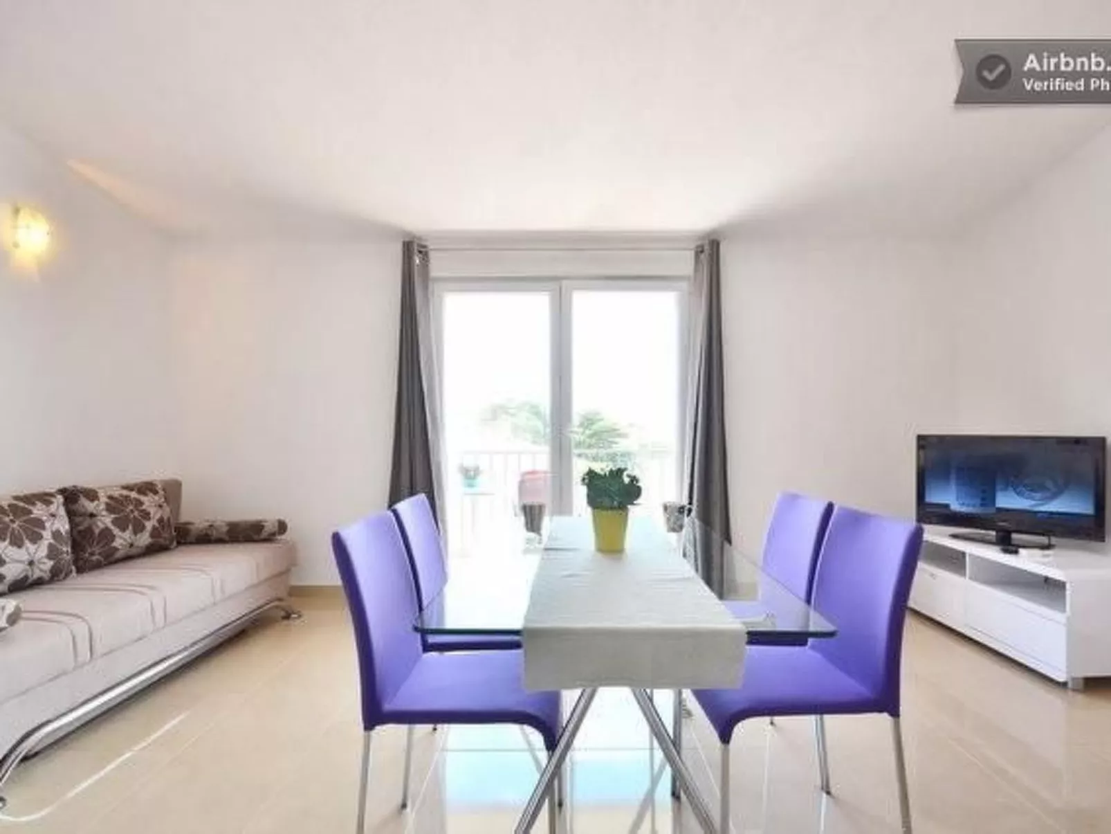 Mit Balkon und Garten sowie Meerblick-Drinnen