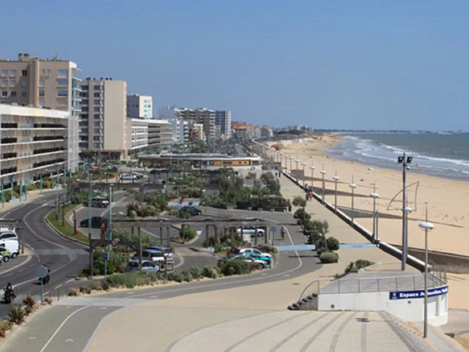 APPARTEMENT GRAND BALCON FACE MER WIFI GRATUIT-Outside