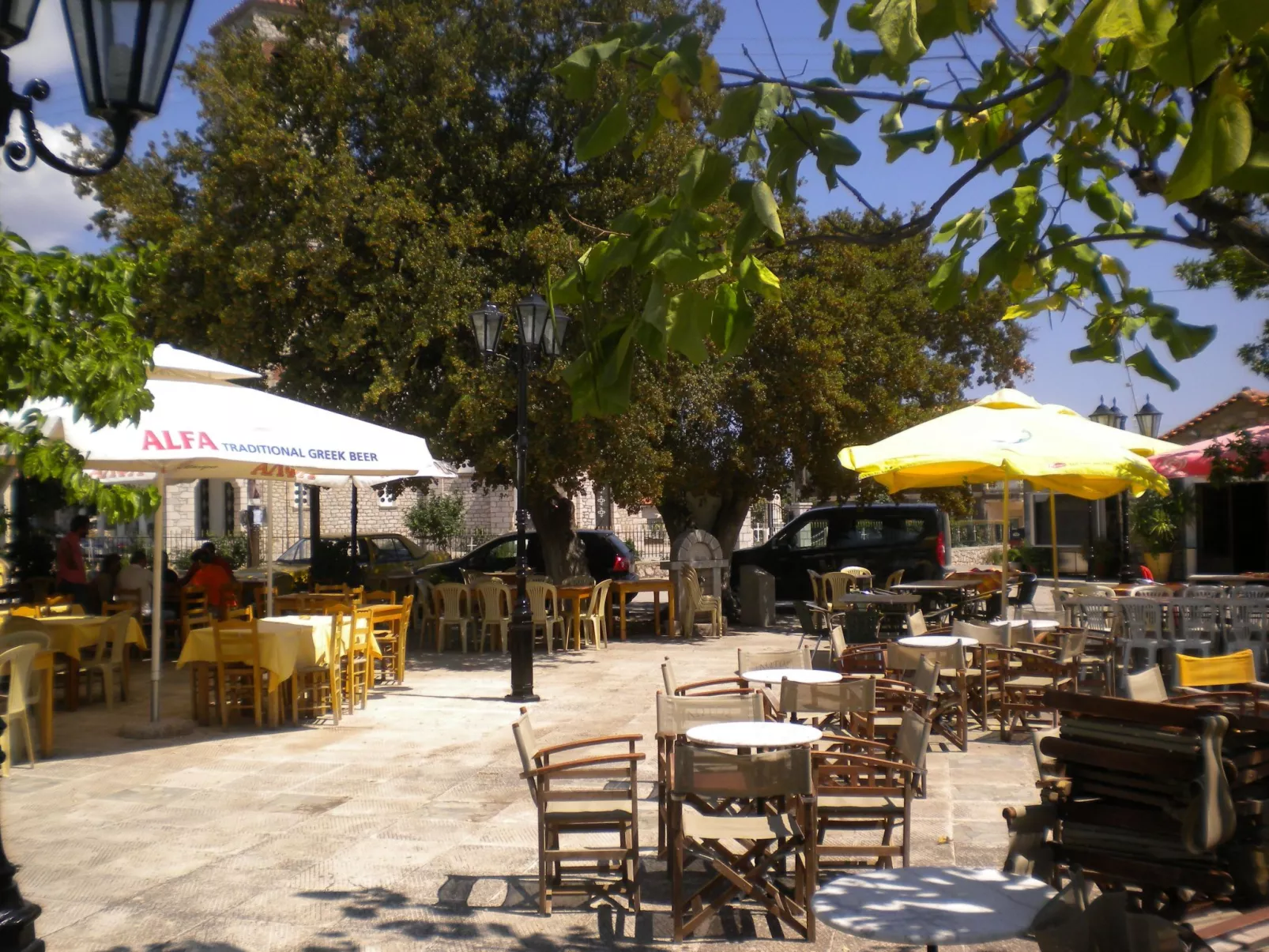 1249147 (copy)-Draußen