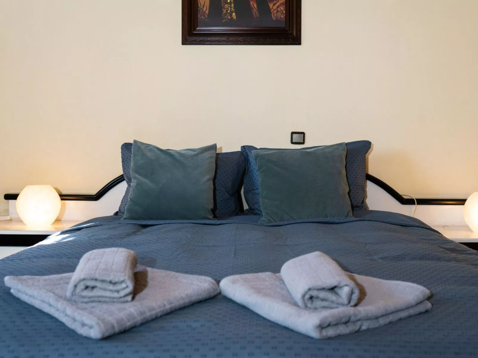 Mary's country house near Meteora-Inside