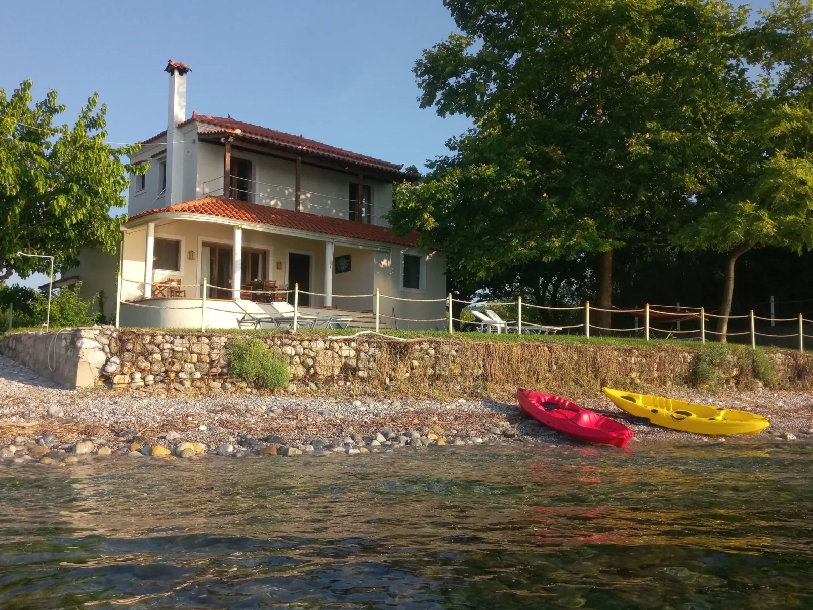 Simos in Paleokastro-Dehors