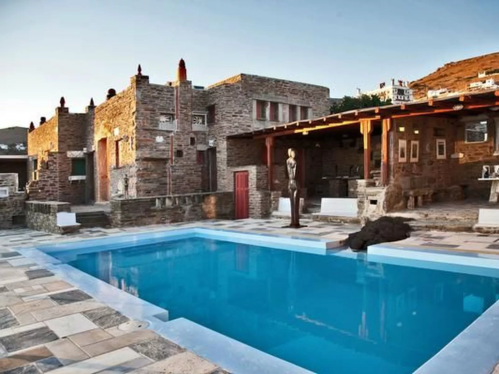 Mit eigenem Pool-Dehors