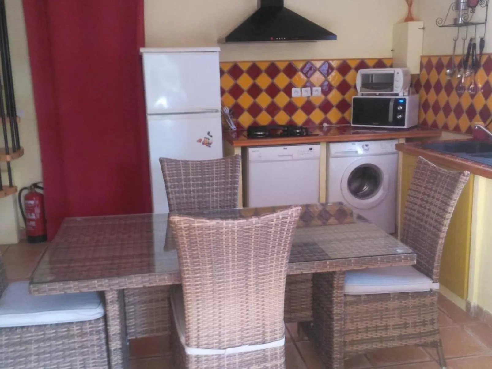 Mit privatem Pool in Cotignac-Inside