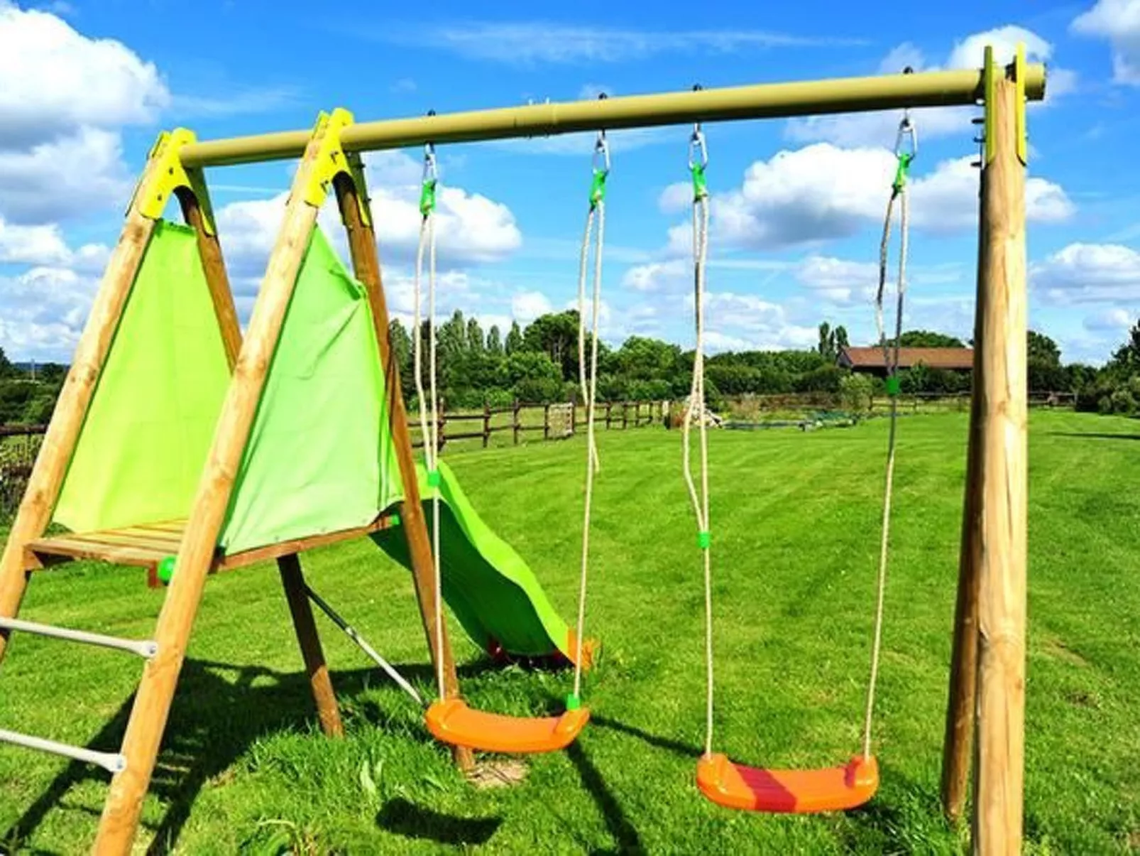 Mit Terrasse-Outside