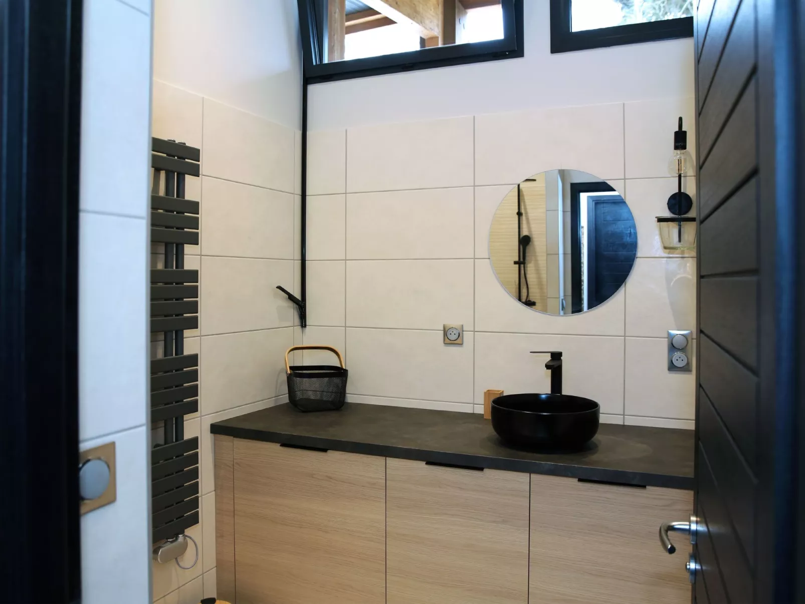 Ecolodge 4 pers mit Spa-Drinnen