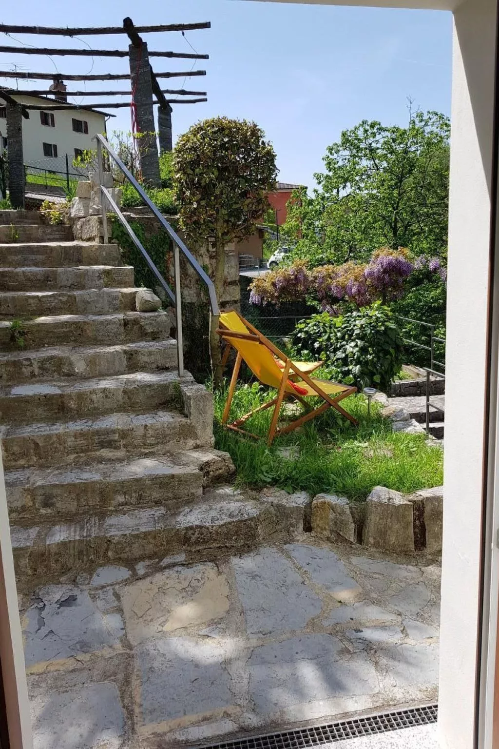 Mit Bergblick-Draußen