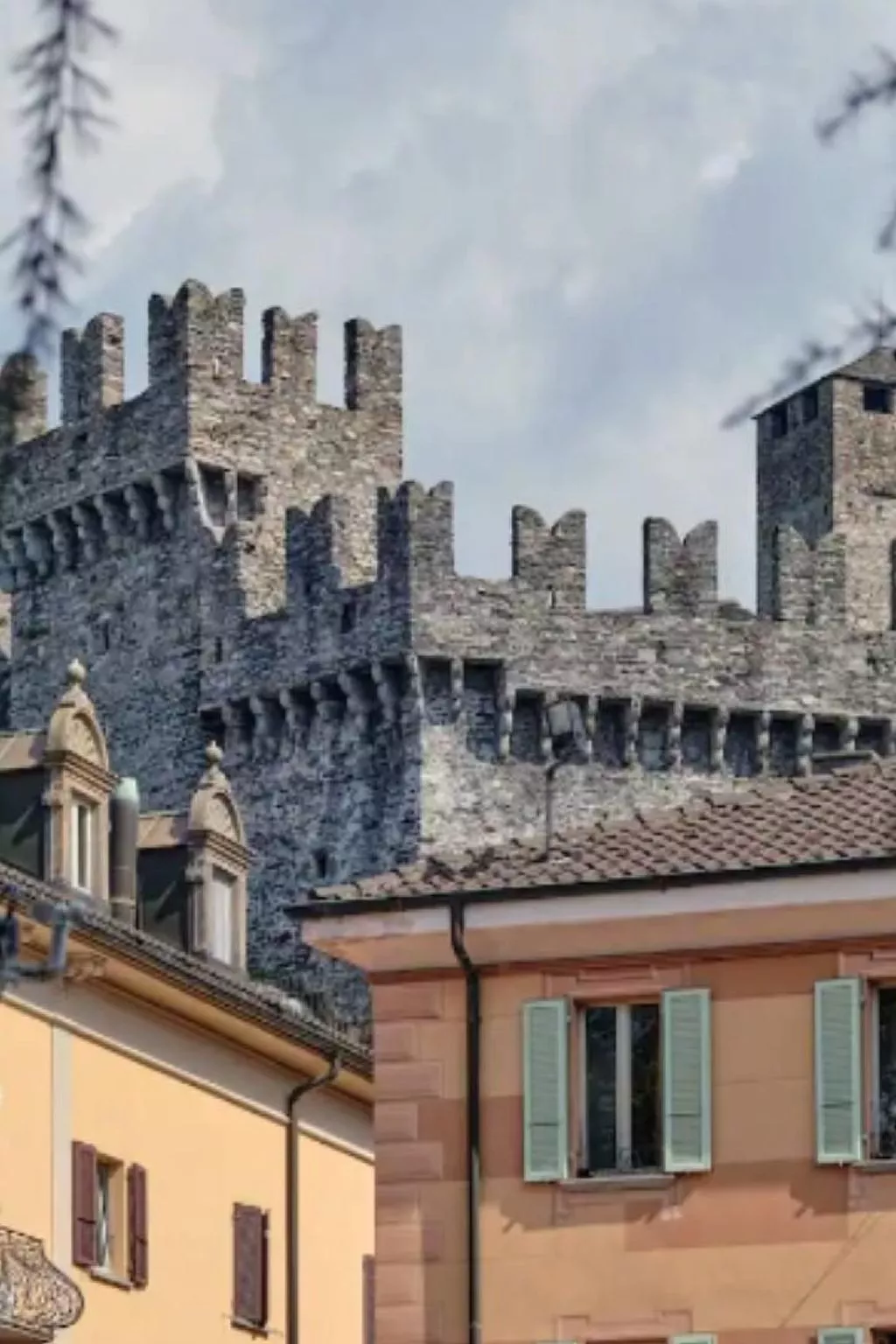 Haus al sasso Bellinzona-Dehors