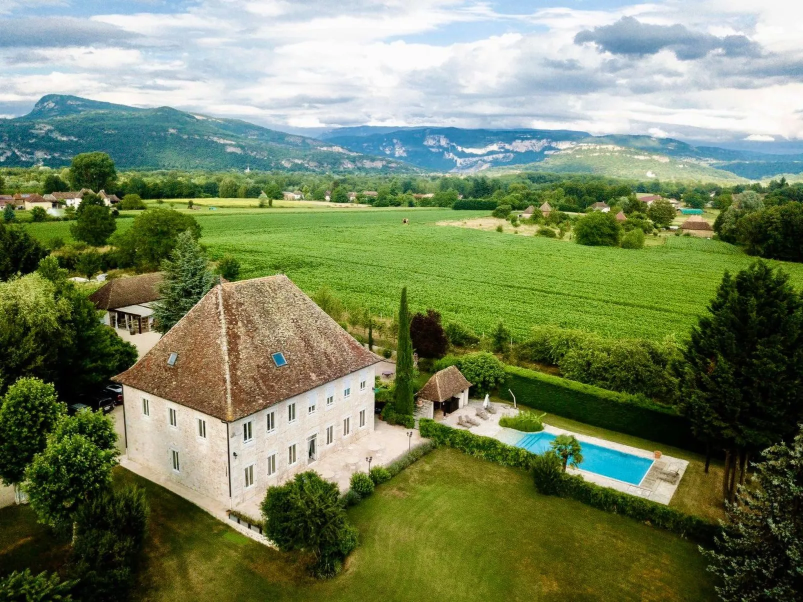 Villa "Domaine du Manoir"-Image-tags.info