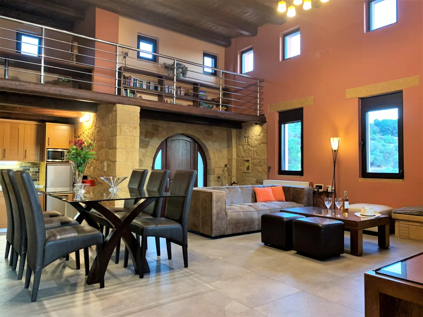 Geräumige Villa mit Pool nur 12km vom Strand entfernt-Dedans