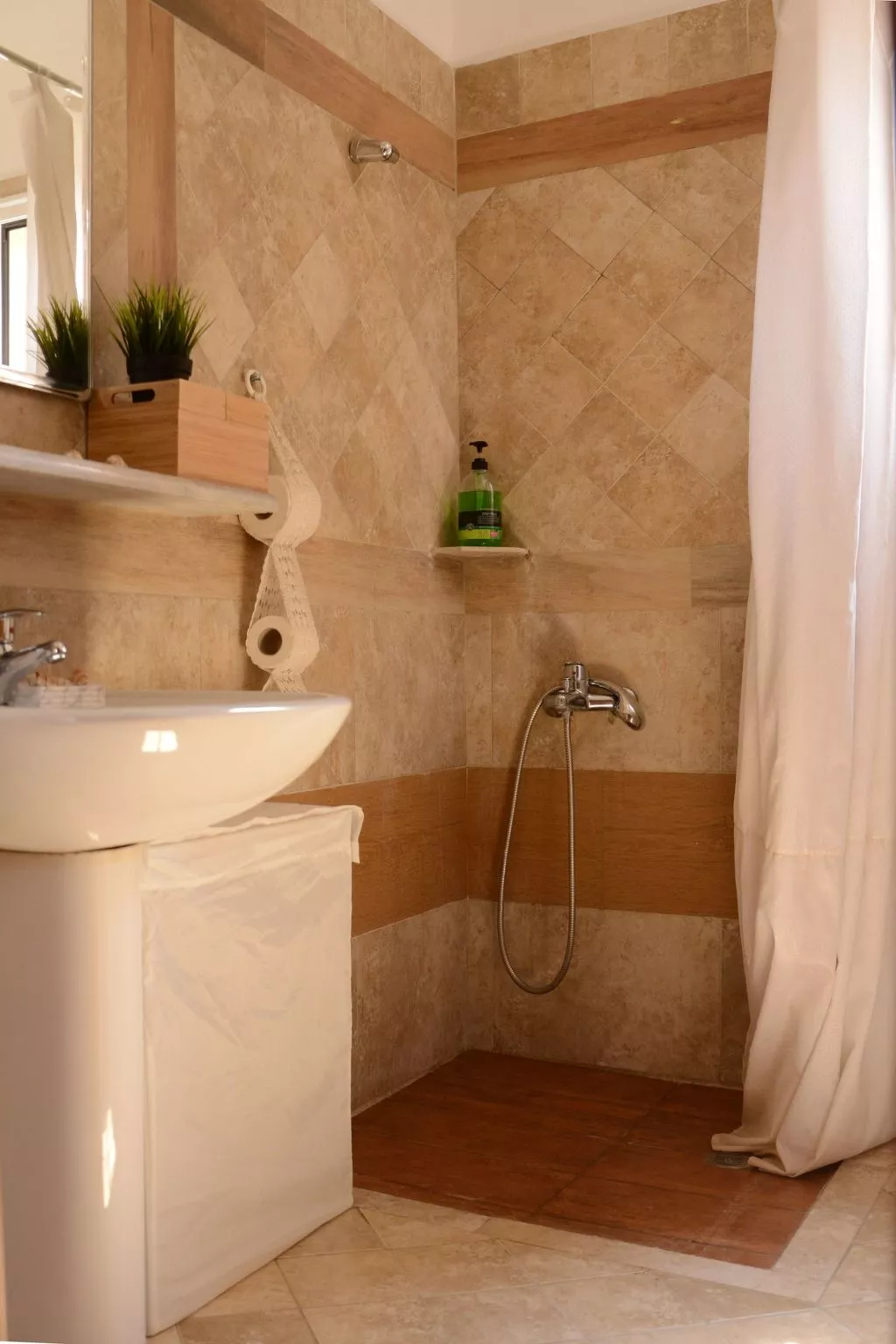 Schönes Landhaus mit 3 Schlafzimmern in der Nähe von Nafplio.-Inside