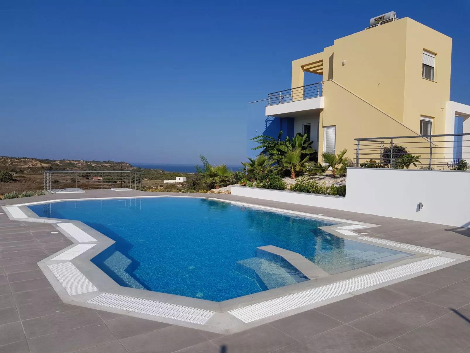 Villa Posseidon-Outside