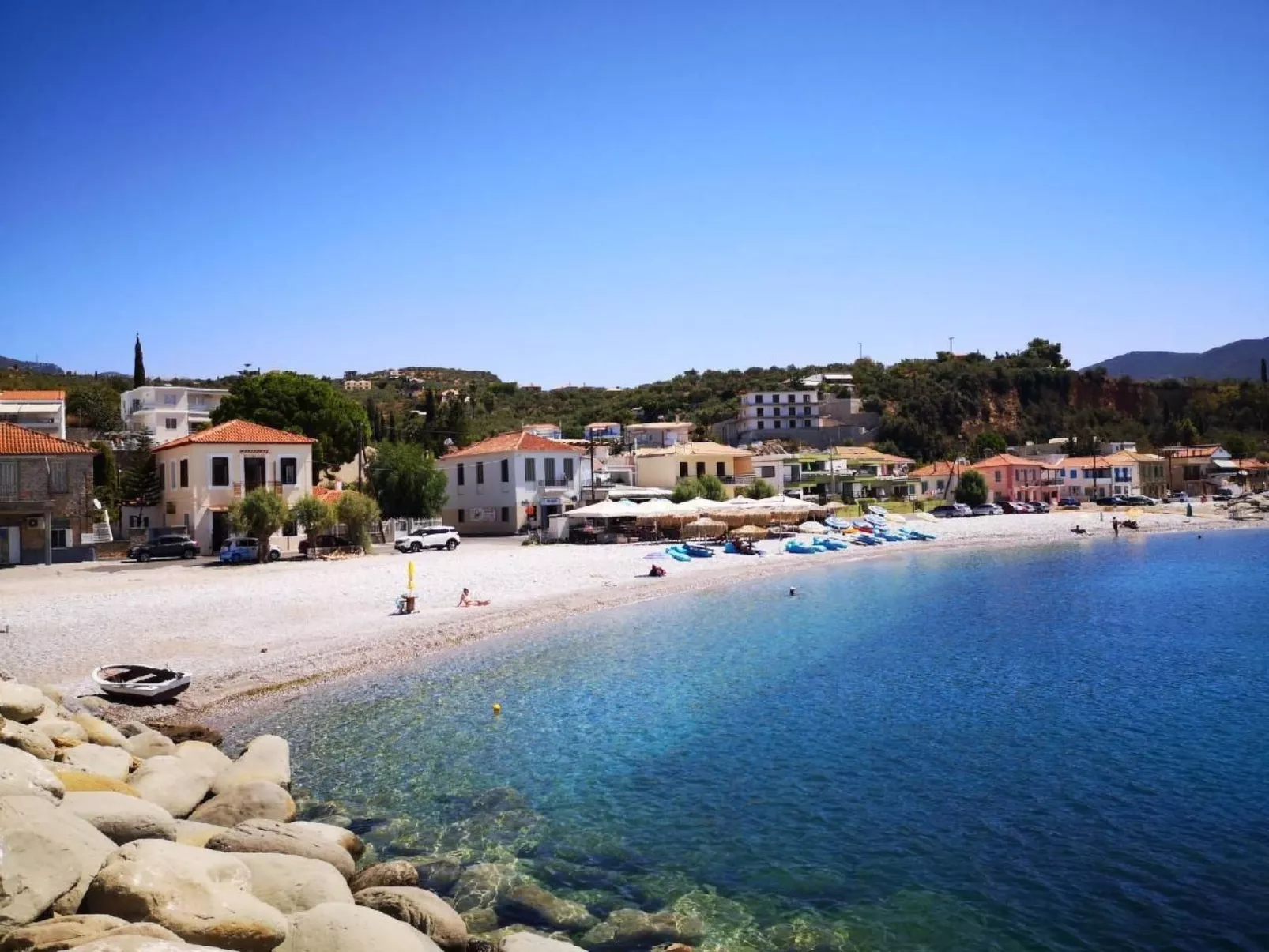 Mit Blick auf das Wasser-Outside