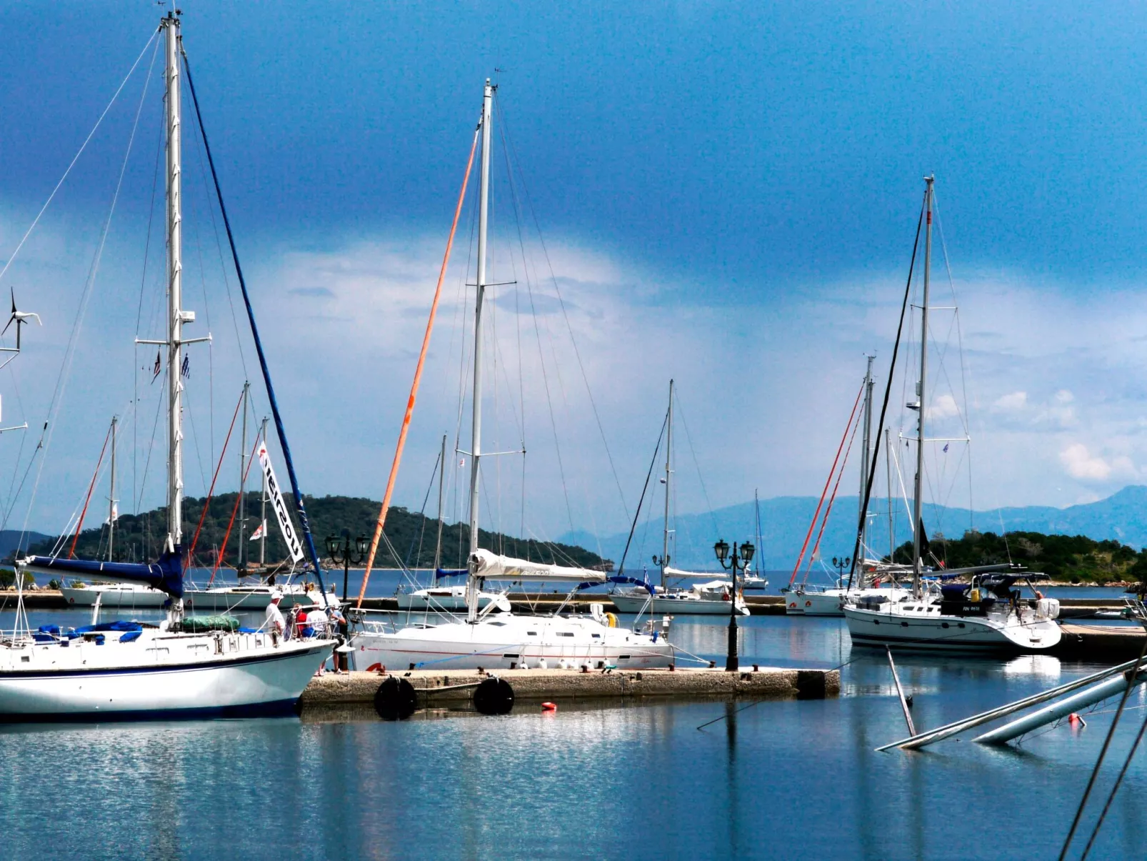 In Paralia Sergoulas mit Kleinem Balkon-Dehors
