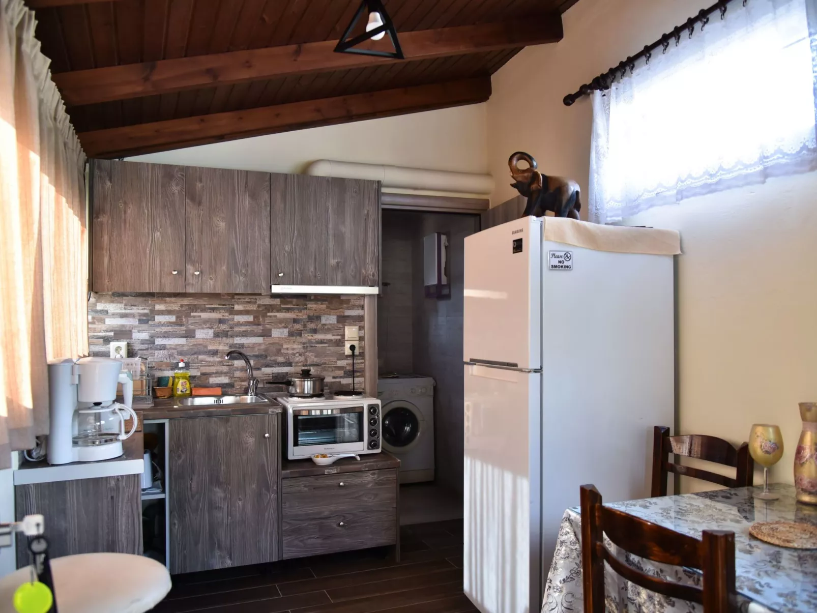 Gorgona Apt - Ihr Traum-1-BDR-Ferienhaus-Drinnen