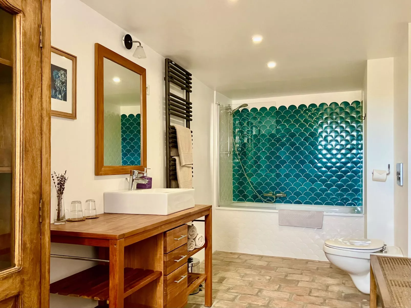 Haus mit Charakter in der Nähe von Uzès und den Cevennen-Drinnen