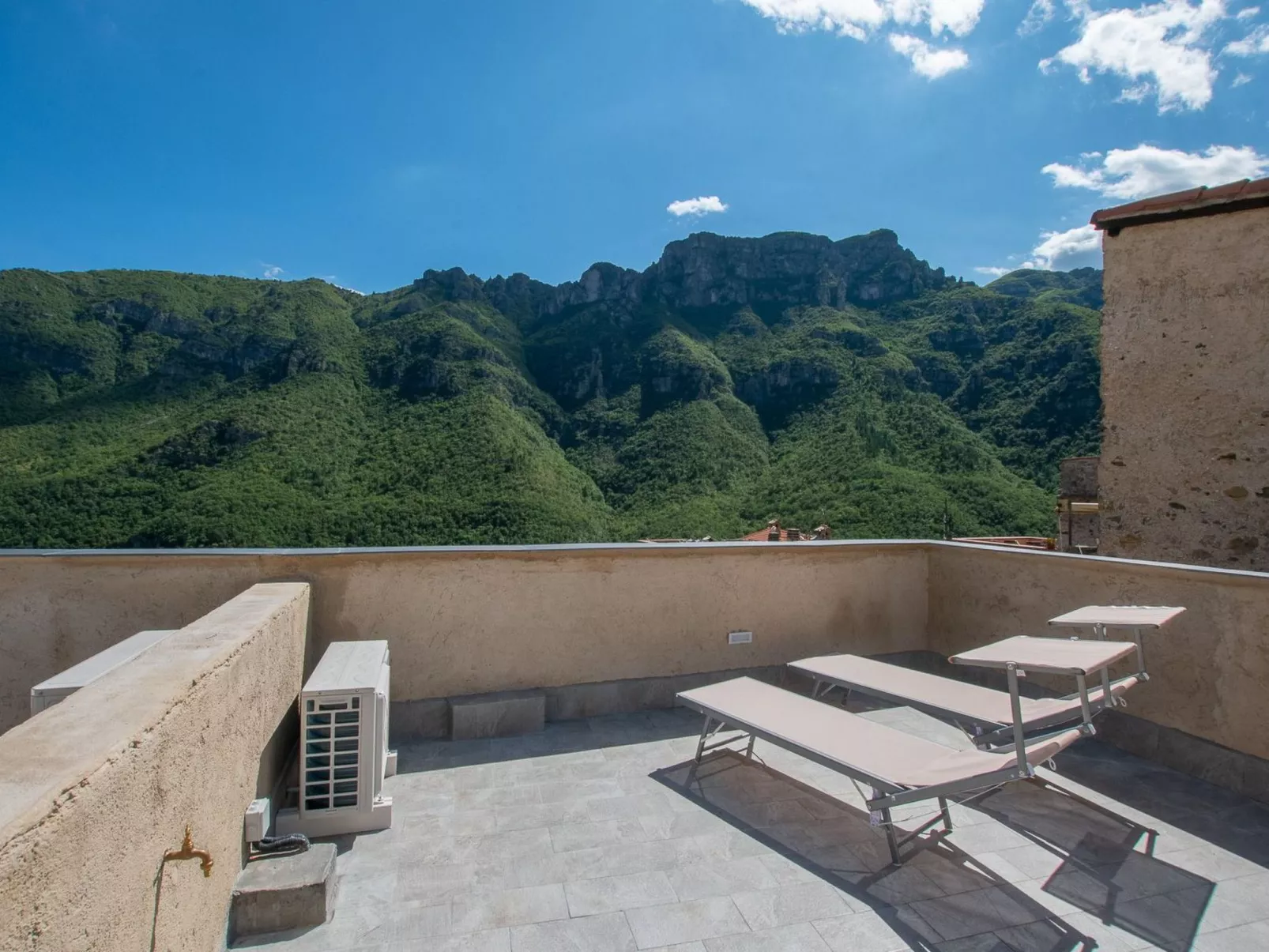 Flacher Ritt-Draußen