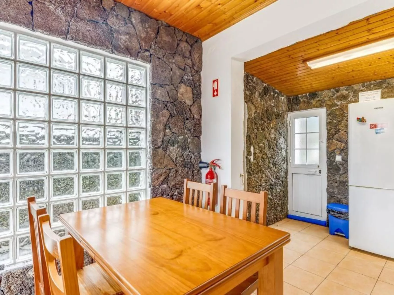 Ziegenrückzug-Drinnen