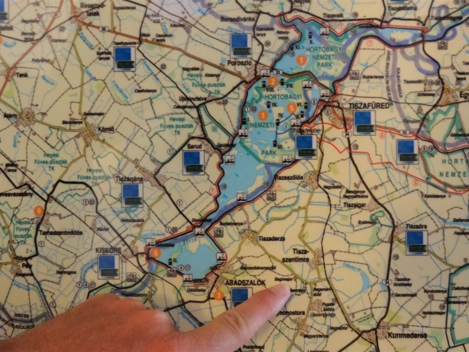 Hütte mit Garten, Grill und Terrasse-Image-tags.info