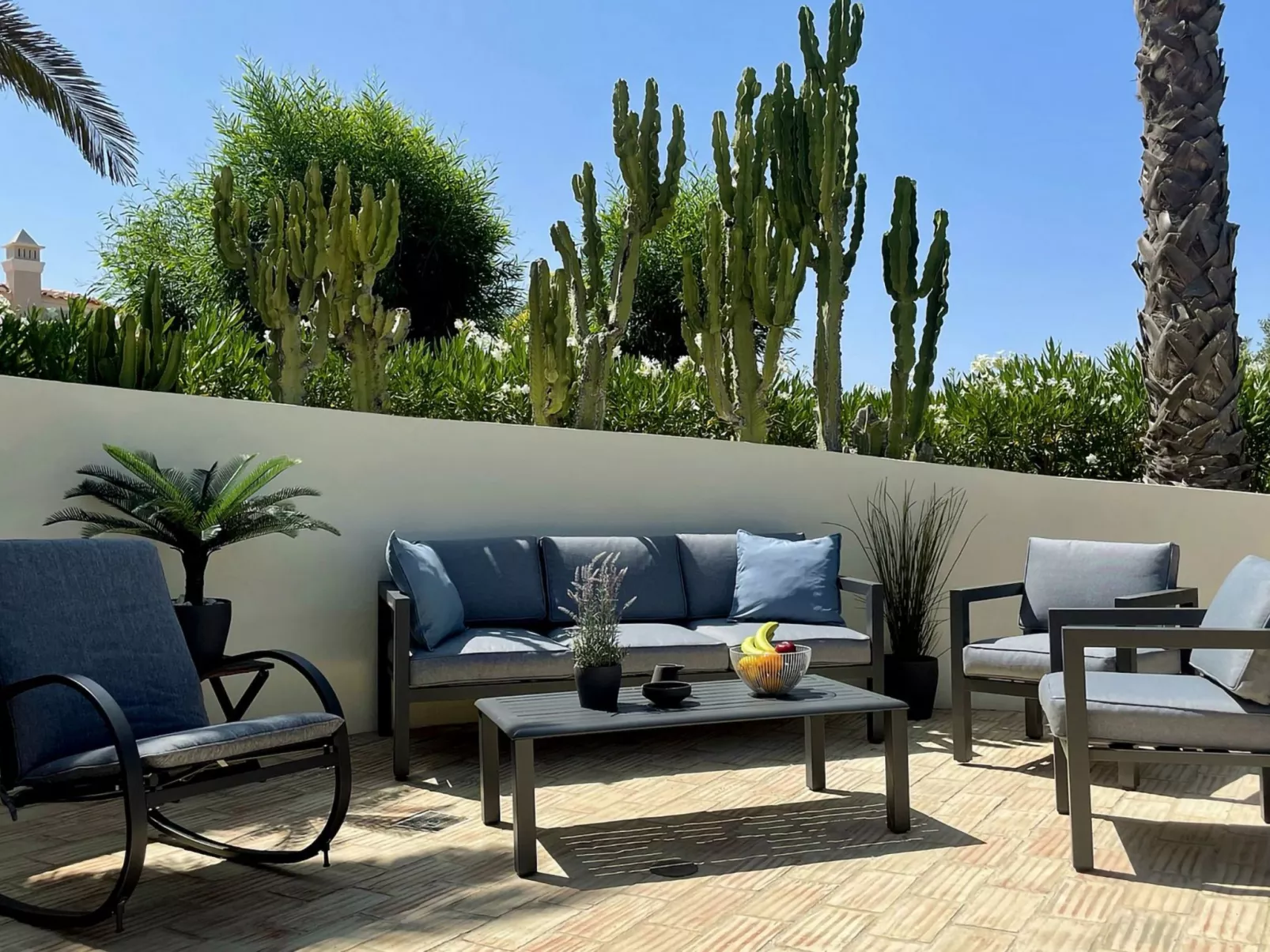 Luxuriöse Villa - Privater Pool und schöner Garten-Inside