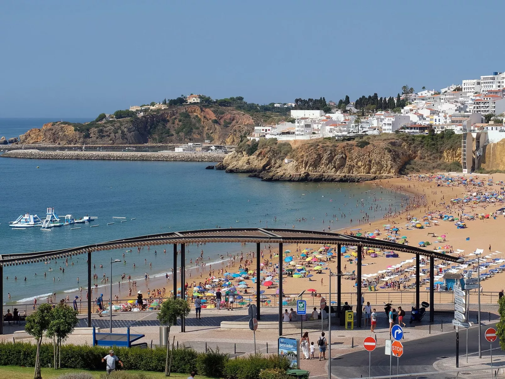 Lotus Villa, Albufeira-Draußen