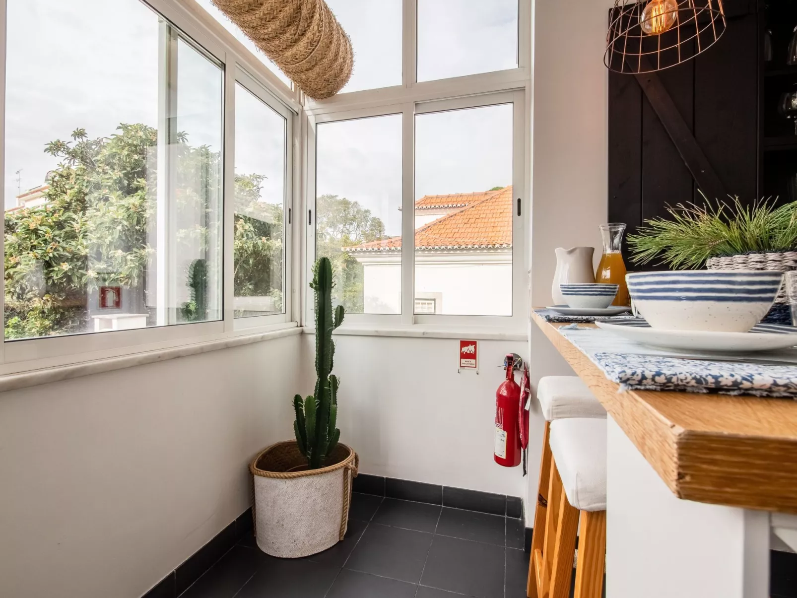 Neue, lichtdurchflutete Wohnung im Zentrum-Dedans