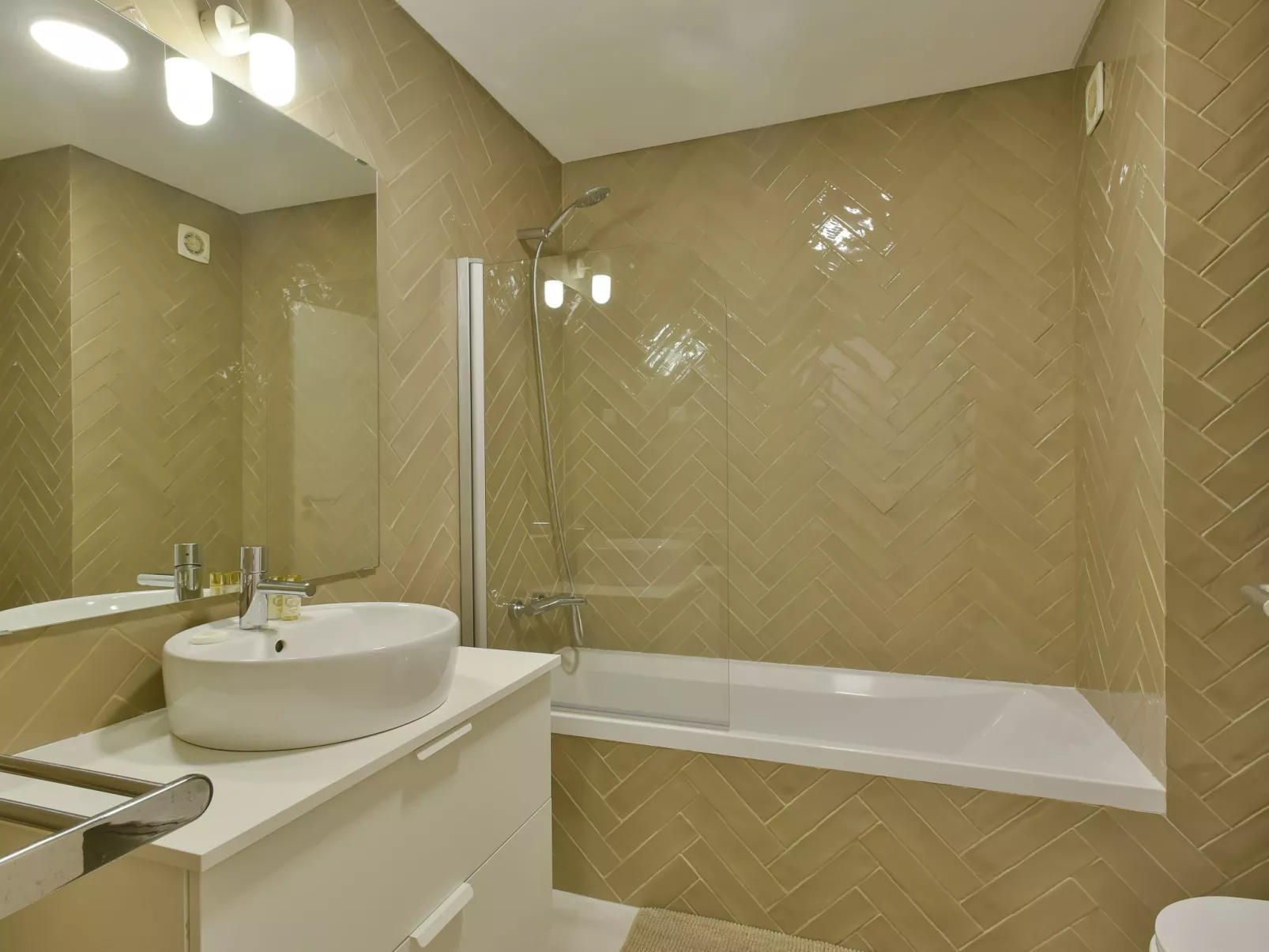 Carcavelos Sol - Inside